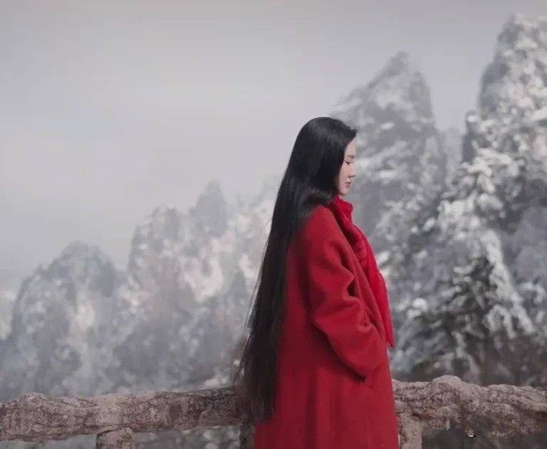 杜星霖:嫁给大31岁的张纪中,婚后连生2胎,我们是真心相爱