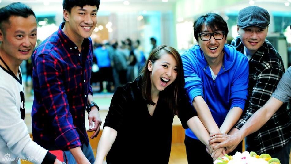 丰富情史的背后，藏着一个自卑的灵魂-何润东个人资料简介