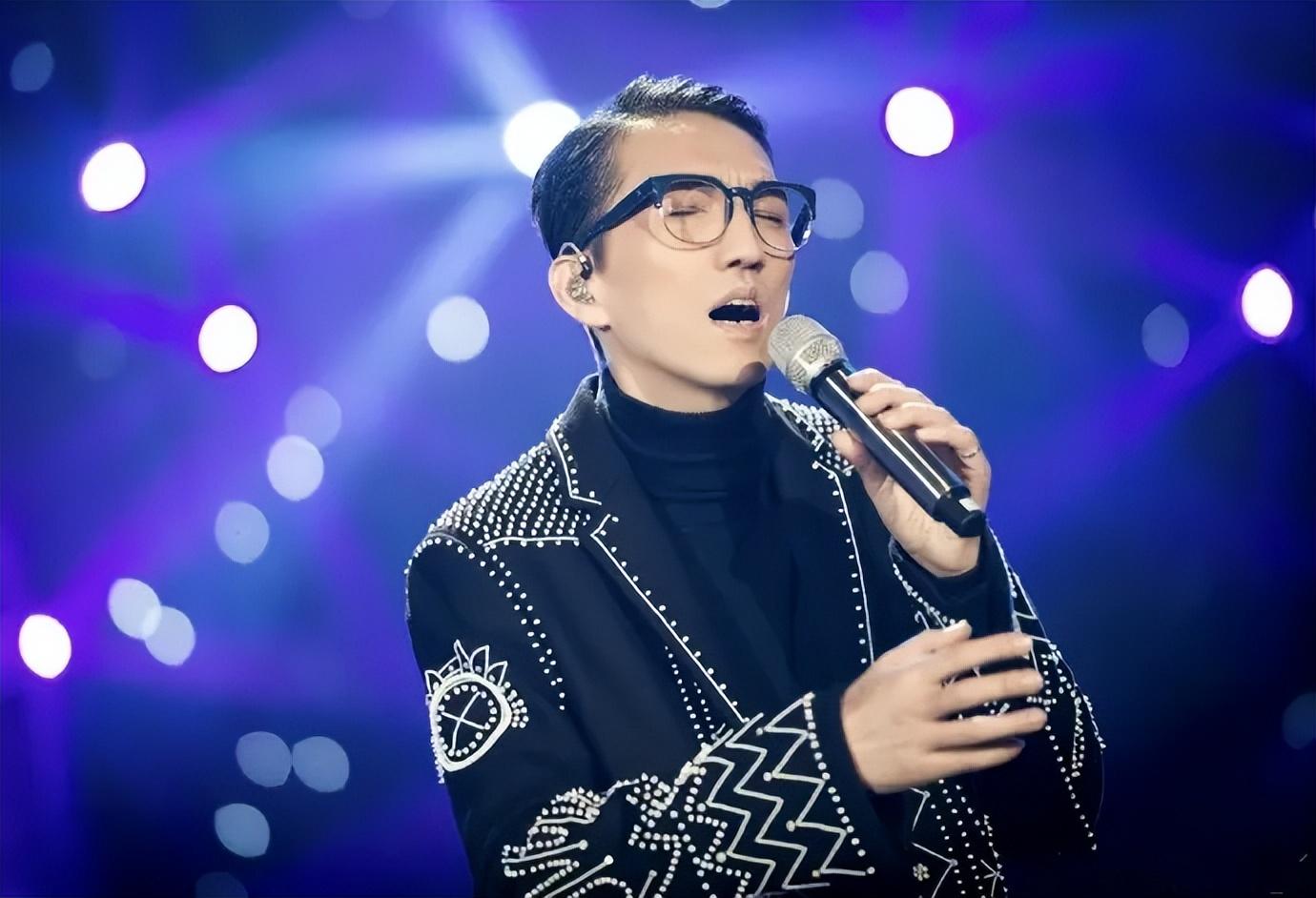 林志炫个人资料简介(林志炫:坚持初心,用心歌唱的情歌王子)