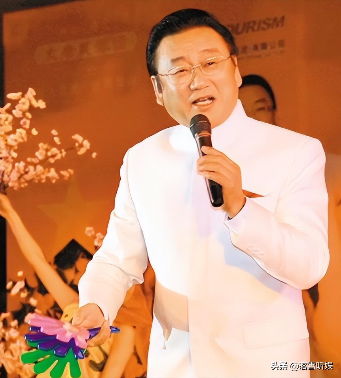 74岁的蒋大为,走到今天该怪谁呢?成于自己败于大衣哥