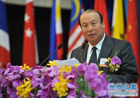 中国最有钱的10个男人，85后身价高达910亿