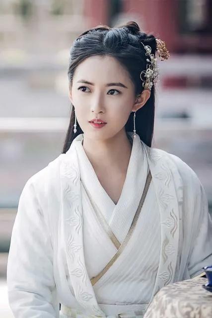 陈钰琪——精致的小美女