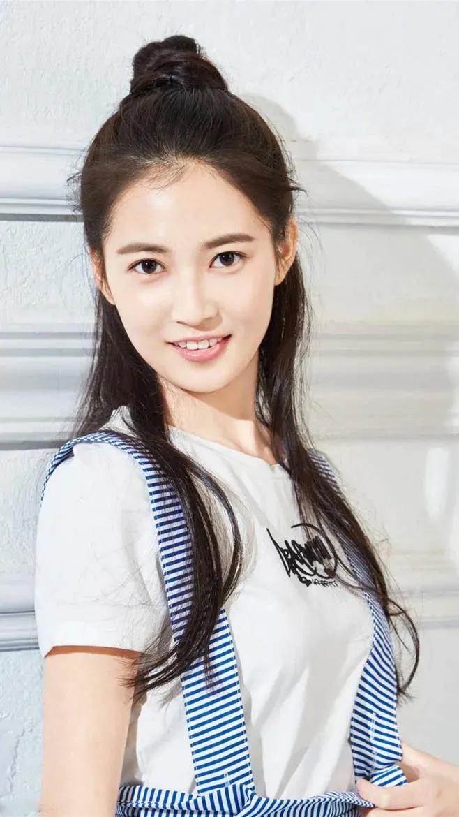 陈钰琪——精致的小美女