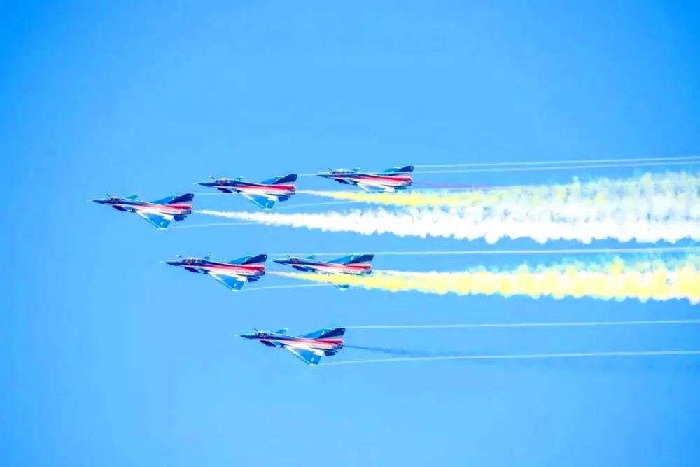 曾仕强个人资料及简介哪里人(曾教授的十大预言,如今有多少出现了?)