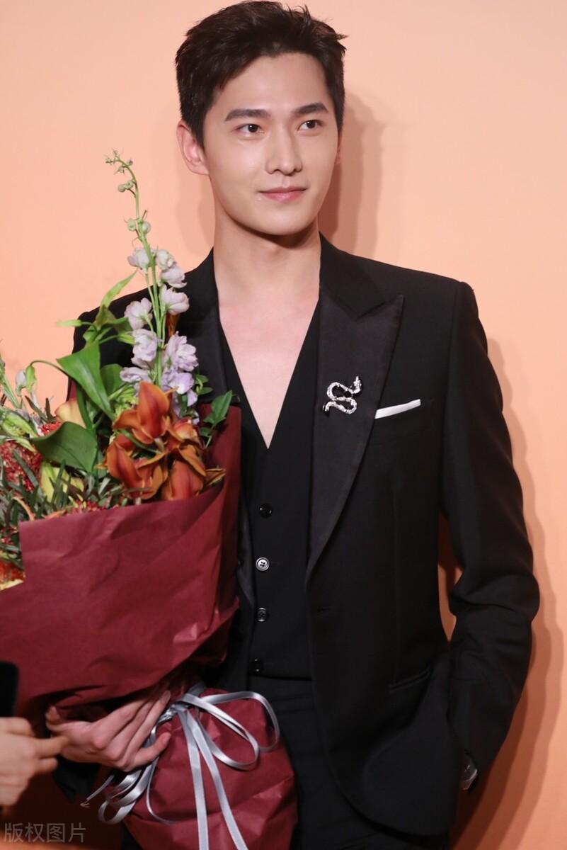 颜值与实力并存的演员杨洋个人资料简介