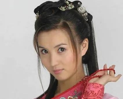 演员陈好个人资料:31岁嫁富豪,婚后连生3子,如今45岁依旧是“万人迷”