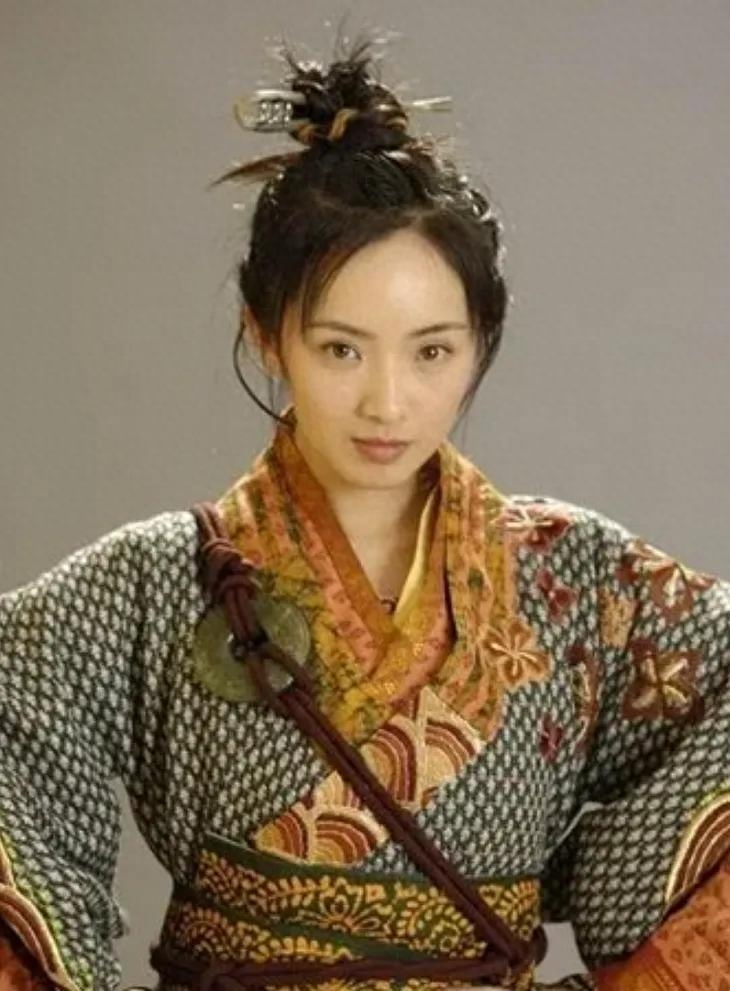 演员徐洪浩个人资料 :娶小10岁妻子,戏里演父女,戏外恩爱惹人羡