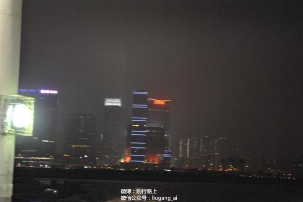 维多利亚海滩夜景（亲近夜景维多利亚港）(1)