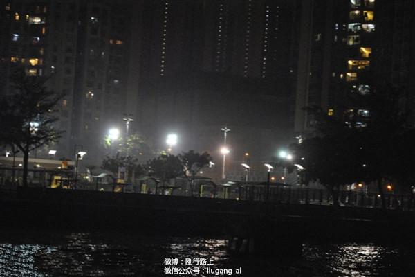 维多利亚海滩夜景（亲近夜景维多利亚港）(13)
