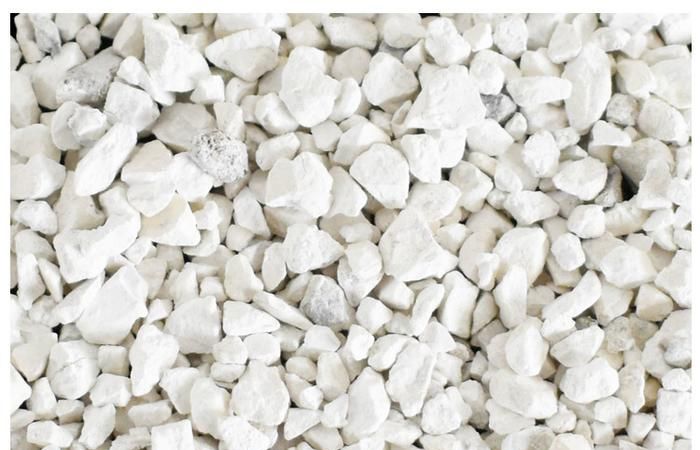 石灰石生石灰熟石灰均属于碱