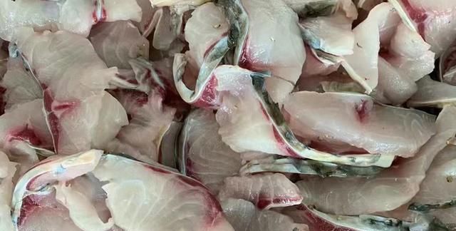 脆肉鲩和普通鲩鱼的区分方法是什么