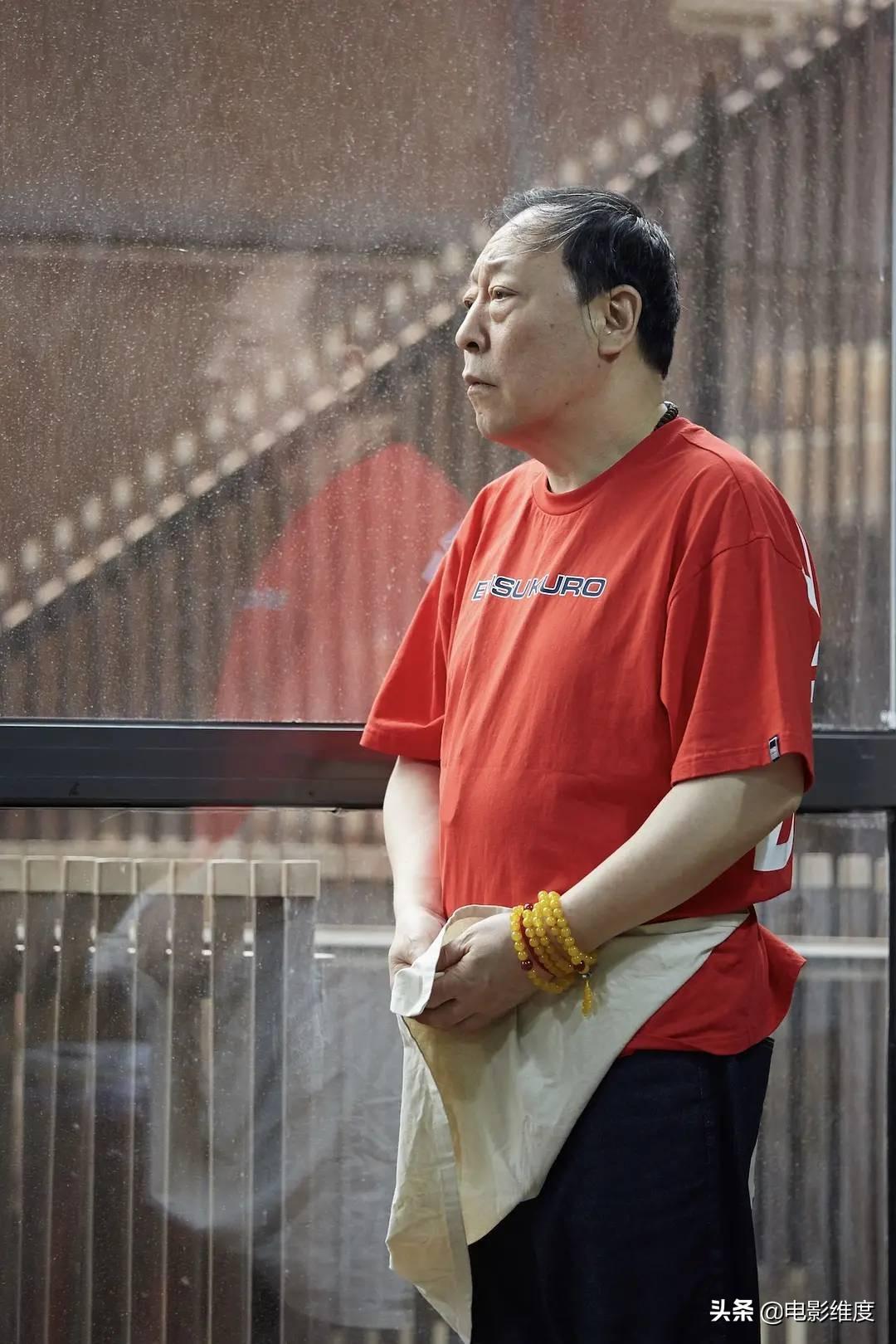 幸福的倪大红：演戏大器晚成，却低调娶倪萍妹妹，恩爱28年惹人羡