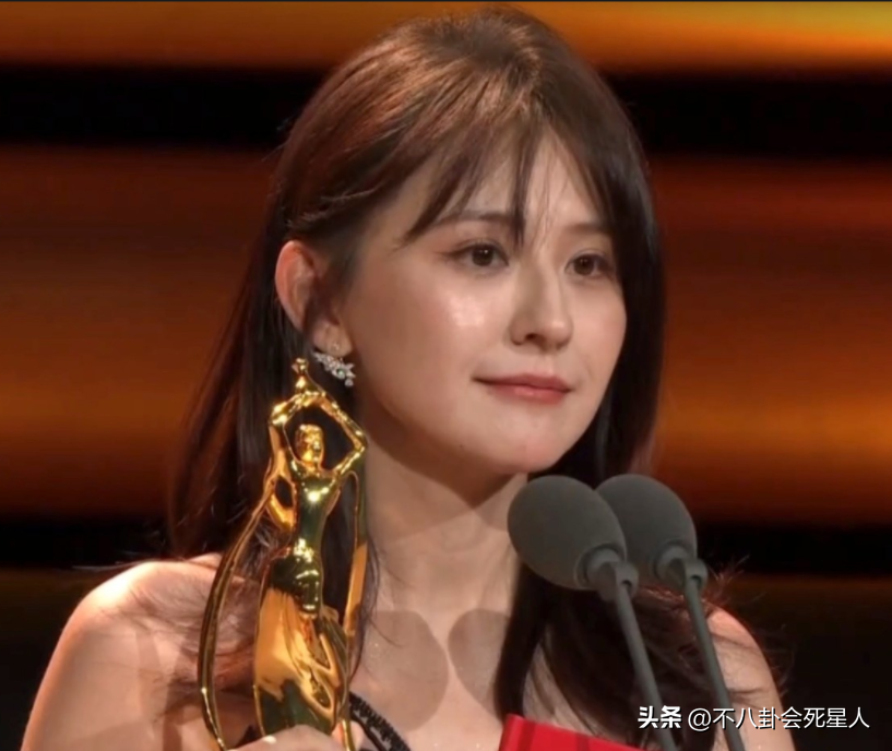 5岁的赵丽颖成功转型,杨幂、刘诗诗要加油了"