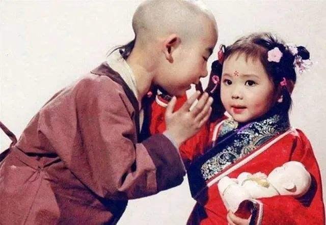 巧姐与刘姥姥之间有什么关系（巧姐最后被刘姥姥救出嫁给板儿吗）