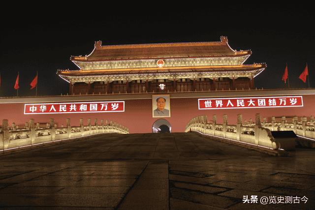 当年苏联解体的原因真相（苏联是哪一年解体的）