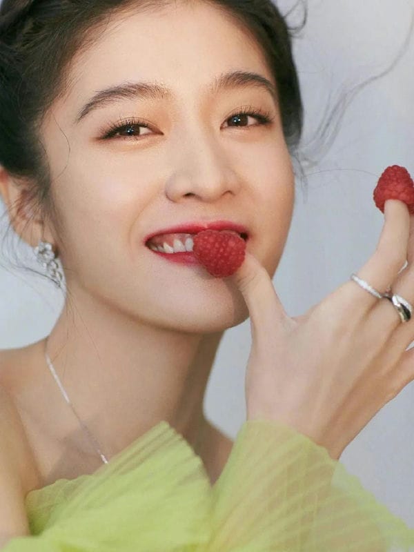 纯欲风到底是什么（今年留流行的纯欲风是什么意思）