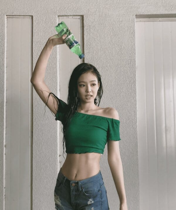 纯欲风到底是什么（今年留流行的纯欲风是什么意思）