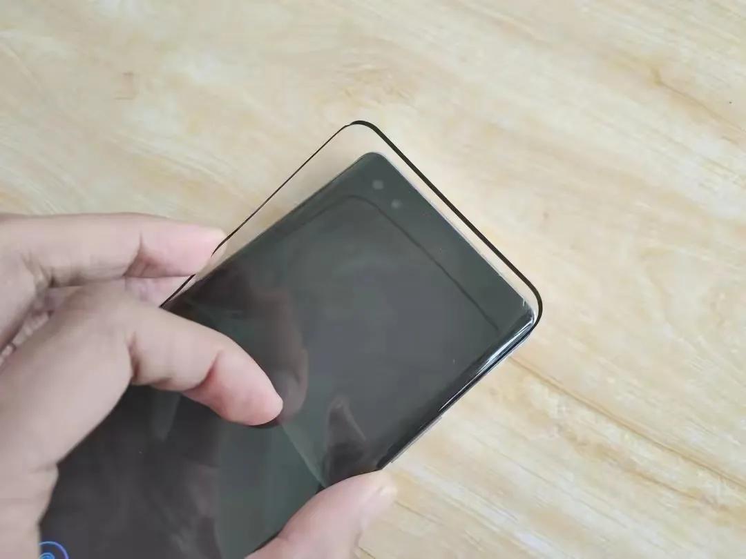 曲屏手机贴水凝膜好吗(曲屏手机贴什么膜比较好一点)