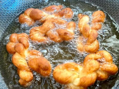 ​麻花做法和配方（做麻花的方法）