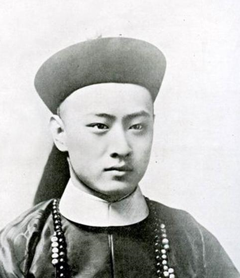 奕劻简介资料(清朝奕劻的生平如何?他到底贪了多少钱)