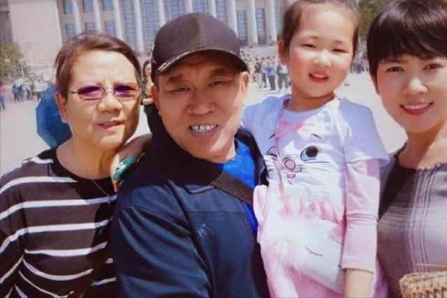 杜金京老公李安(杜金京怀孕6个月时被抛弃)