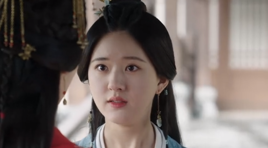 《星汉灿烂》后期失手,赵露思圆脸秒变锥子脸,被吐槽脸型P歪了