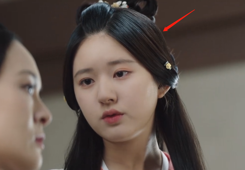 《星汉灿烂》后期失手,赵露思圆脸秒变锥子脸,被吐槽脸型P歪了