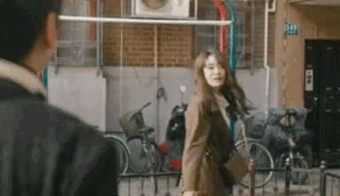 张小斐影后首秀:《交换人生》口碑炸裂,这次终于暴露了她的野心