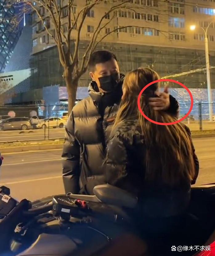 痞幼生日是97还是95？她官宣恋情，亲口承认男方很老！两人恋爱一年多家长也知情