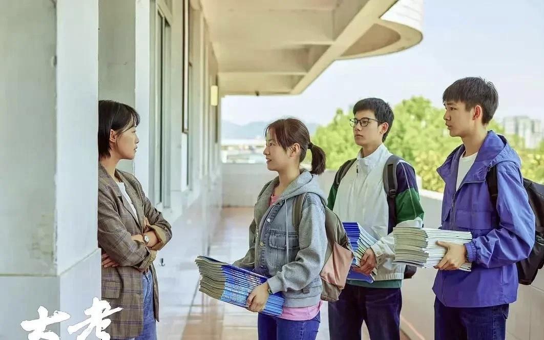 拍完这部戏,胡先煦热度能追上张子枫、赵今麦吗?