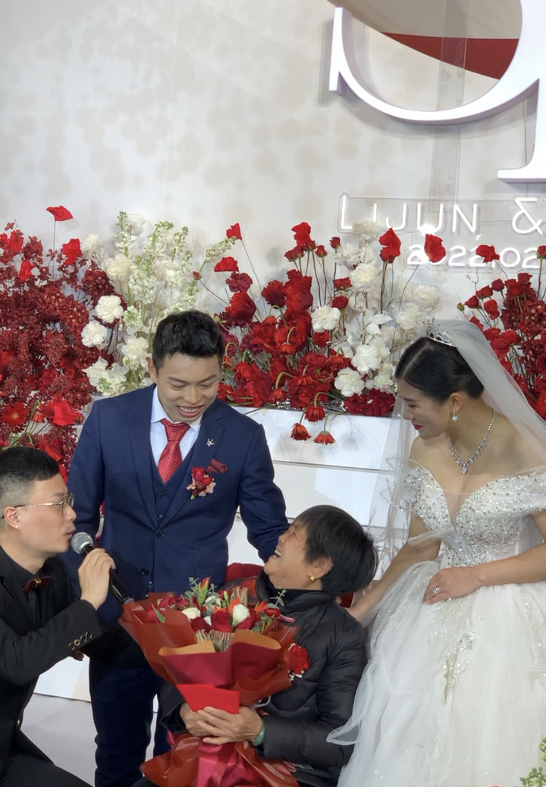 奥运冠军谌利军在长沙举办婚礼,奶奶说“再大的雪我也要来”