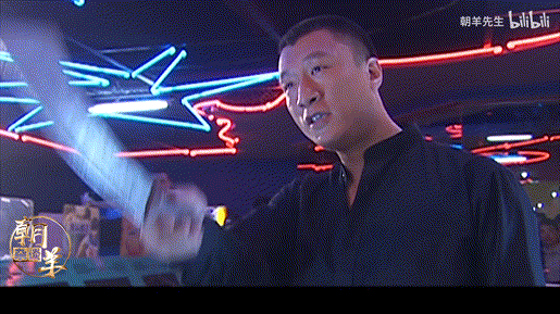 《狂飙》全剧最经典一幕!贾冰现场“瞎编”,导演一秒却都不得删