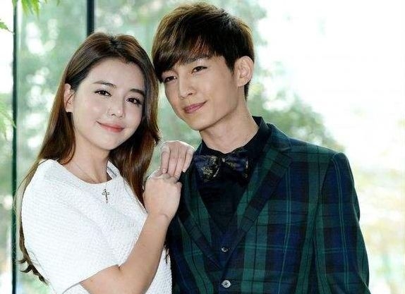 她有“小徐若瑄”之称,撑起宝岛八卦半壁江山,与罗志祥痴缠多年