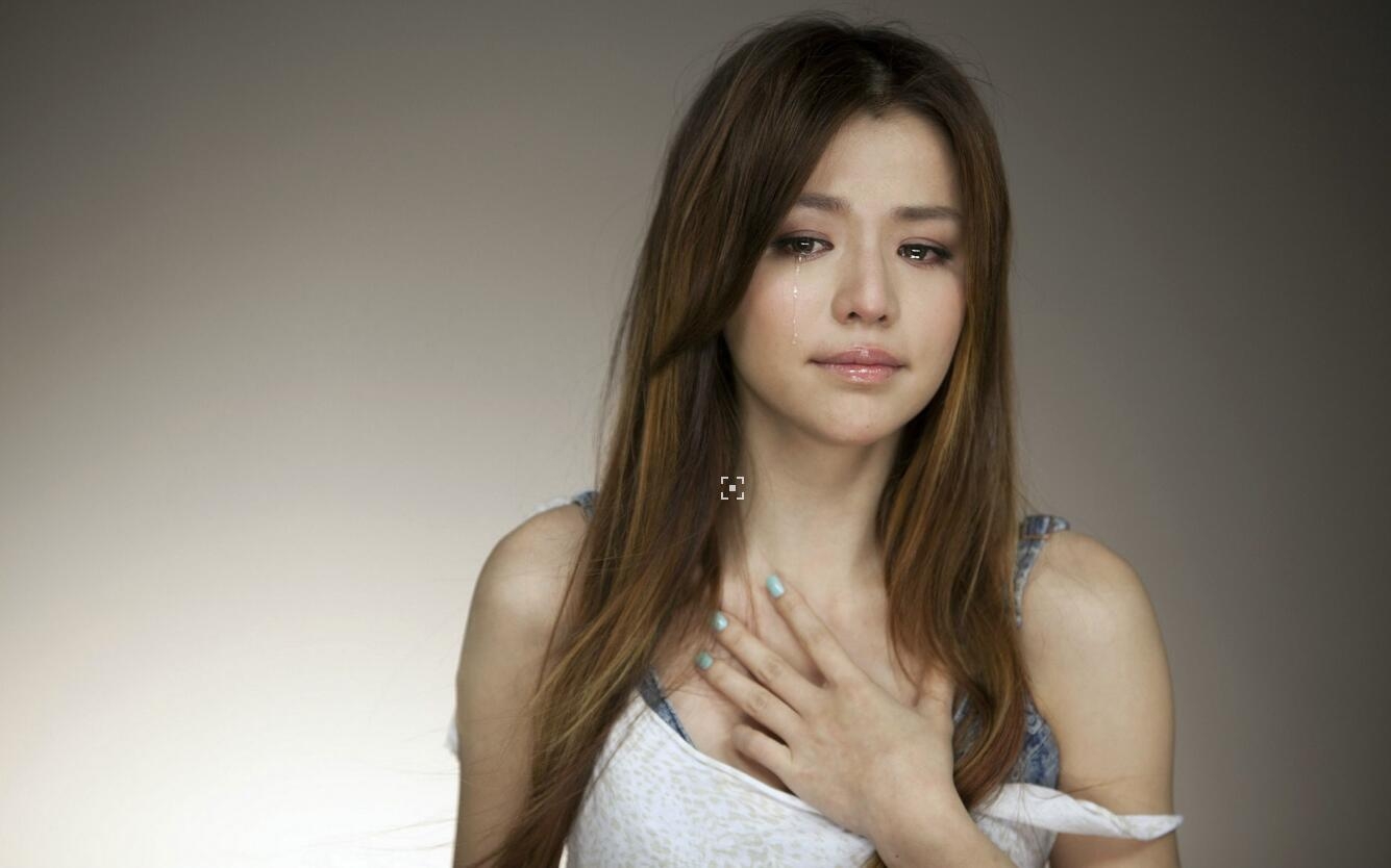 她有“小徐若瑄”之称,撑起宝岛八卦半壁江山,与罗志祥痴缠多年