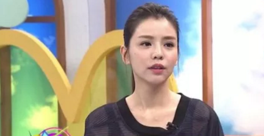 她有“小徐若瑄”之称,撑起宝岛八卦半壁江山,与罗志祥痴缠多年