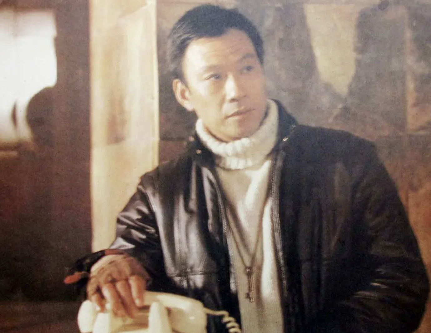 与结婚40年的妻子对簿公堂的国家一级演员王学圻,如今怎样了