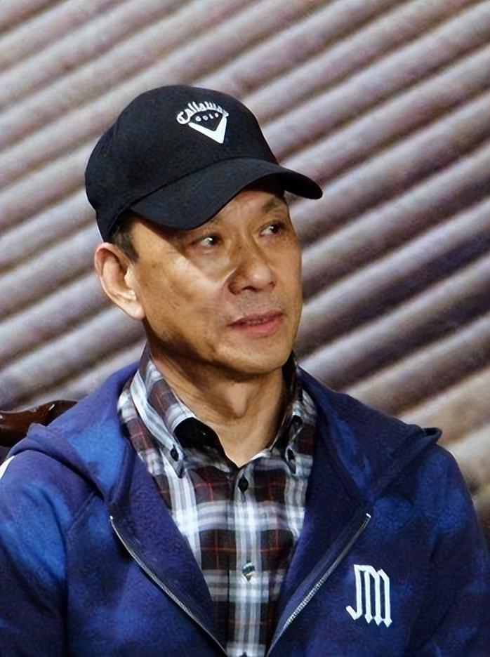 与结婚40年的妻子对簿公堂的国家一级演员王学圻,如今怎样了