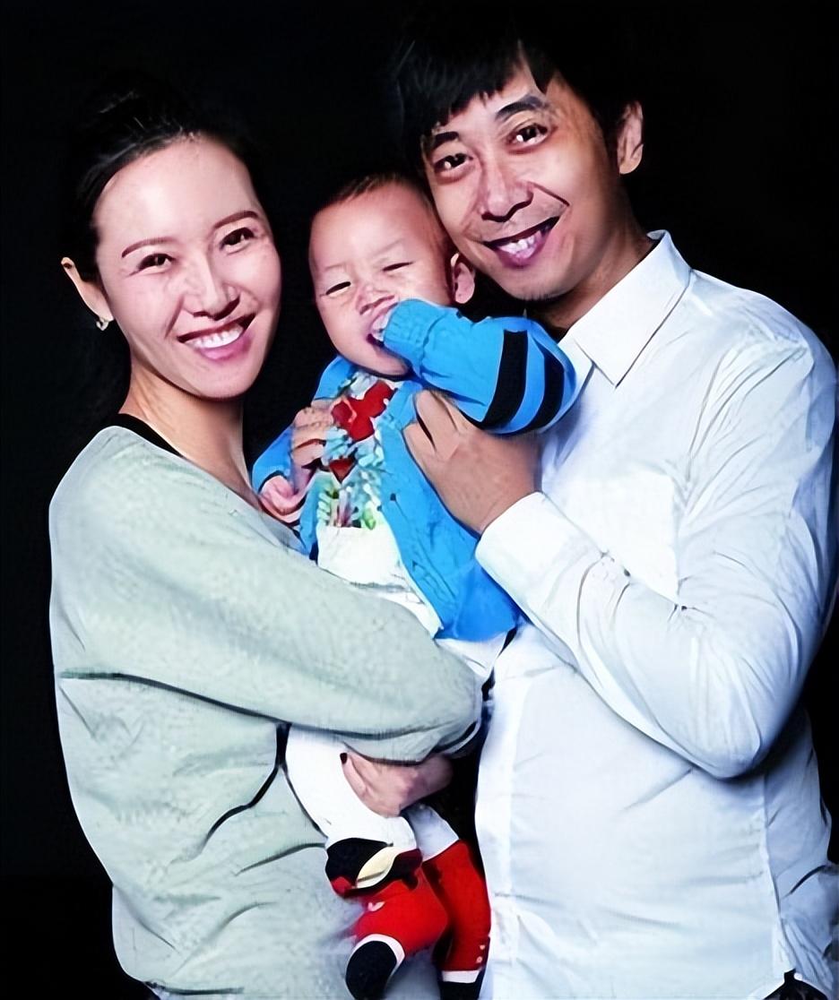 与结婚40年的妻子对簿公堂的国家一级演员王学圻,如今怎样了