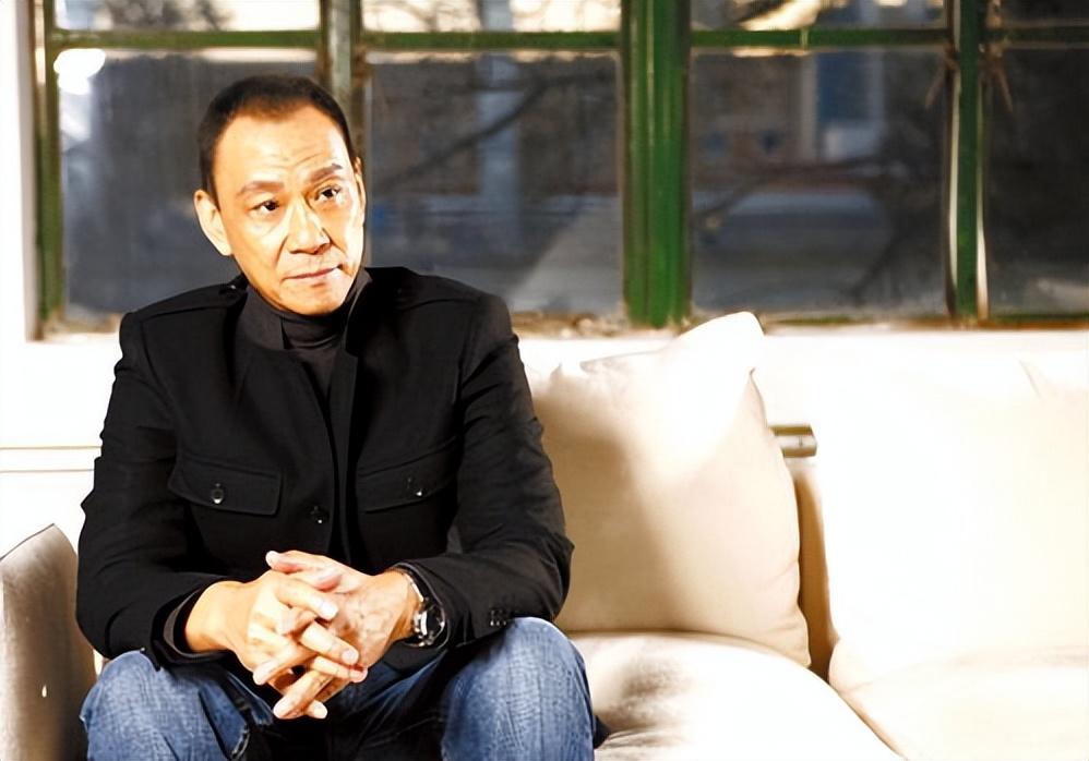 与结婚40年的妻子对簿公堂的国家一级演员王学圻,如今怎样了