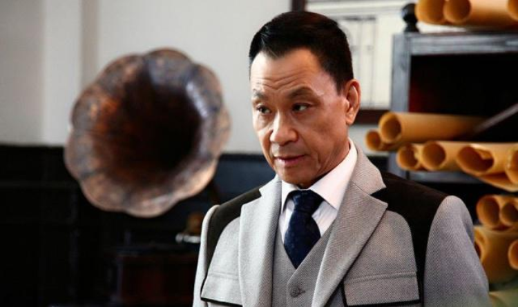 与结婚40年的妻子对簿公堂的国家一级演员王学圻,如今怎样了