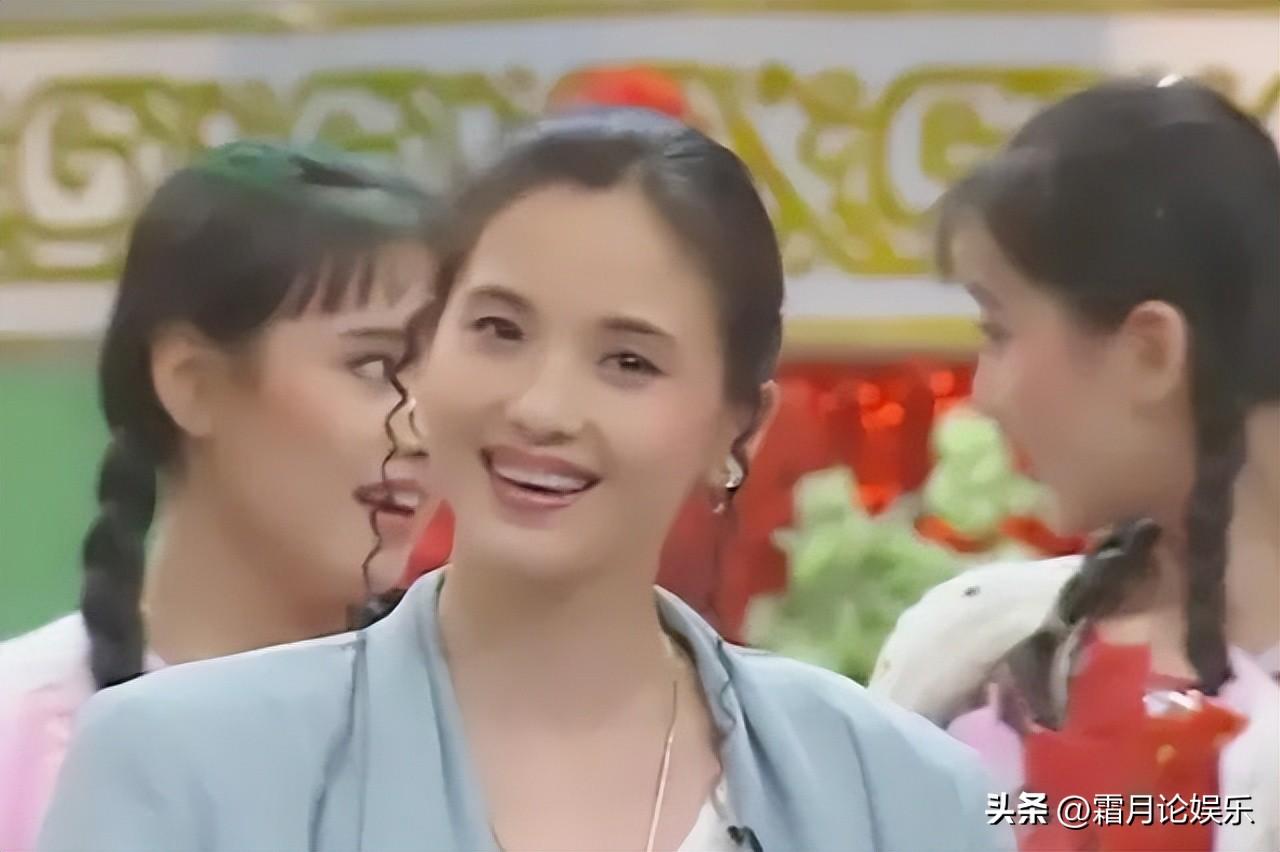 嫁普通丈夫恩爱30年的国家一级演员陶慧敏称:女儿让她欢喜让她忧