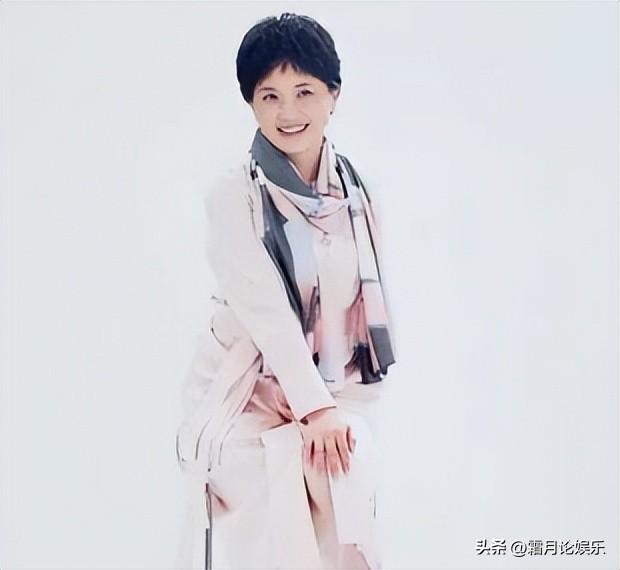 嫁普通丈夫恩爱30年的国家一级演员陶慧敏称:女儿让她欢喜让她忧