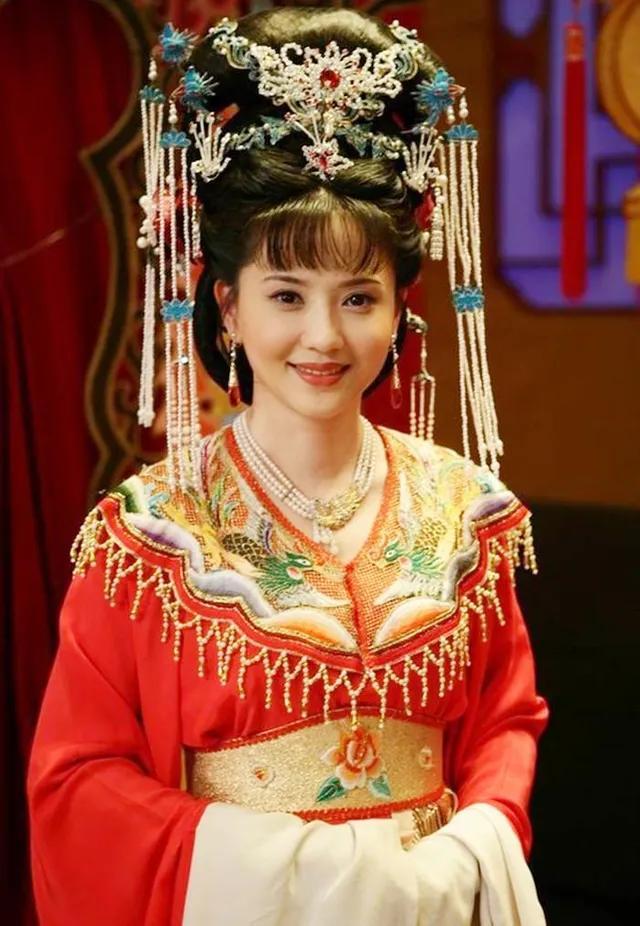 嫁普通丈夫恩爱30年的国家一级演员陶慧敏称:女儿让她欢喜让她忧