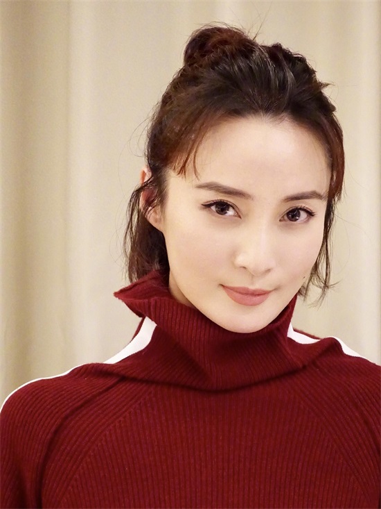 著名演员陈建斌个人资:岳父母就是我的另一对爸妈