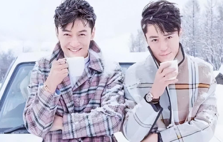 胡歌官宣已婚得女!老婆是素人,霍建华未送福,薛佳凝态度引热议