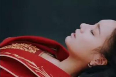 ​凤勾情弃后独步天下慕霆结局