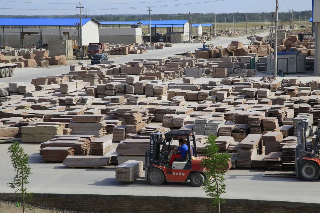 书记县长访谈 || 张峰：打造天山南坡高质量发展先行县