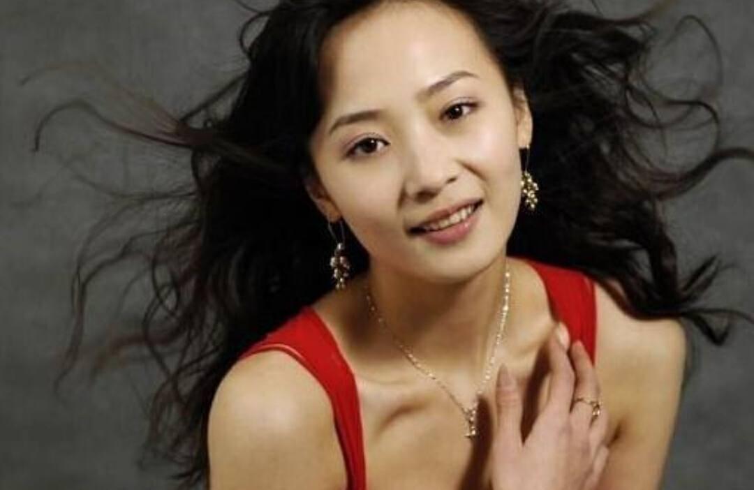 《狂飙》中的4位女演员:大嫂高叶圈粉无数,曲栅栅苦尽甘来