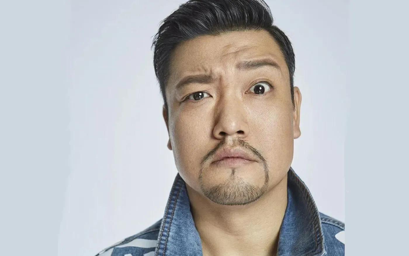 能演大佬能捏脚的喜剧风云人物贾冰,全能笑星!