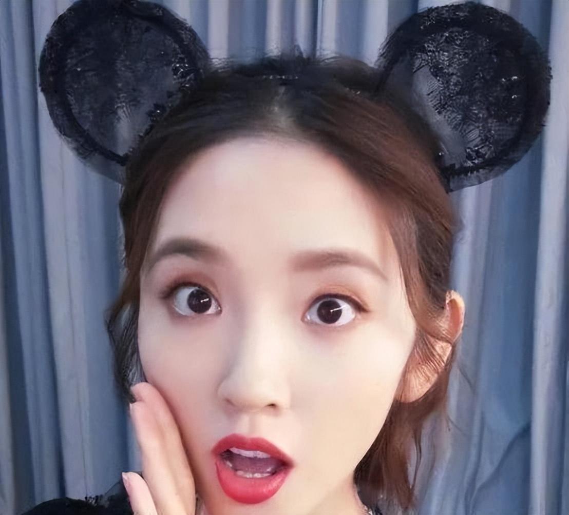 唐艺昕变成整容脸，前后差别大，不知张若昀看到有什么感想呢？